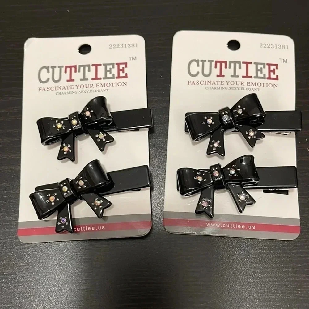 CUTTIEE Elegant Silver Fashion Jewelry Elastics Makeup Pouch Bundle